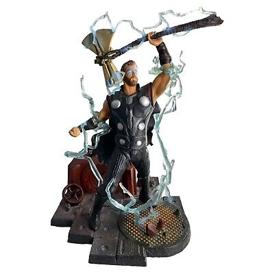 Diamond Select Marvel Gallery Thor Infinity War Statue, Not Packaged